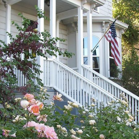 Yosemite Rose Bed And Breakfast Groveland Exterior foto