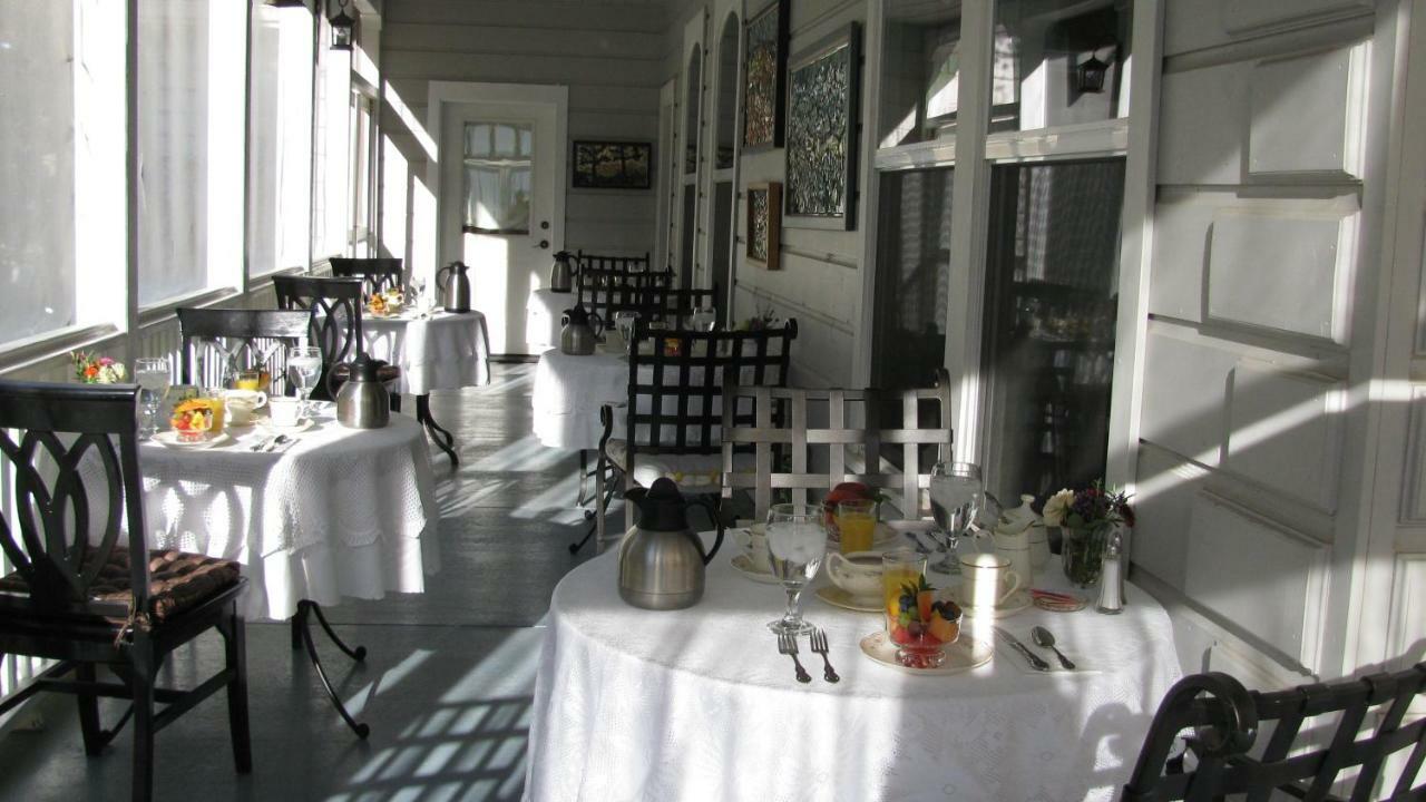 Yosemite Rose Bed And Breakfast Groveland Exterior foto